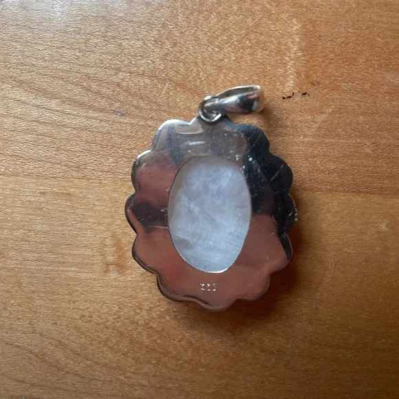 925 Sterling Silver Rainbow Moonstone Pendant - Picture 6 of 6